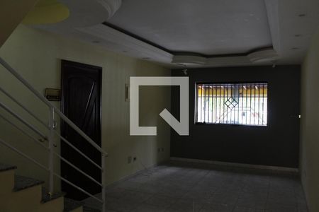 Sala de casa à venda com 3 quartos, 125m² em Parque Renato Maia, Guarulhos