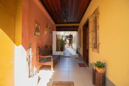 Casa para alugar com 450m², 6 quartos e 4 vagas Casa para alugar com 450m², 6 quartos e 4 vagasQuintal