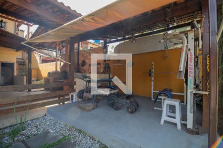 Casa para alugar com 450m², 6 quartos e 4 vagas Casa para alugar com 450m², 6 quartos e 4 vagasAcademia