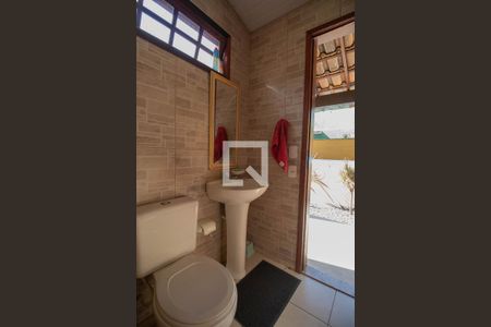 Casa para alugar com 450m², 6 quartos e 4 vagas Casa para alugar com 450m², 6 quartos e 4 vagasBanheiro de serviço