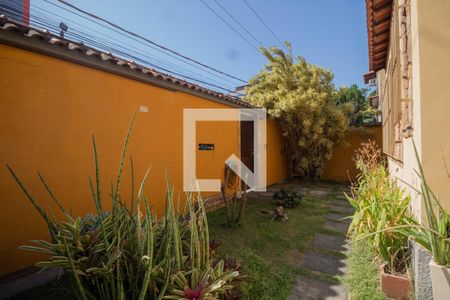 Casa para alugar com 450m², 6 quartos e 4 vagas Casa para alugar com 450m², 6 quartos e 4 vagasQuintal