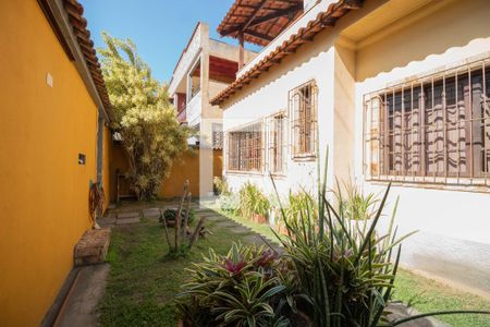 Casa para alugar com 450m², 6 quartos e 4 vagas Casa para alugar com 450m², 6 quartos e 4 vagasQuintal