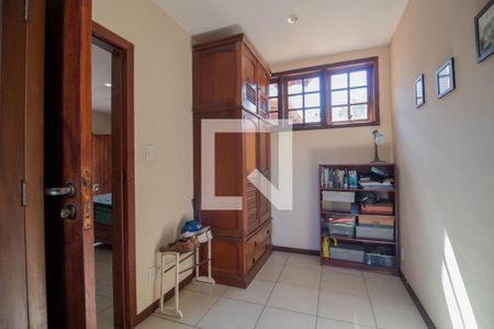 Casa para alugar com 450m², 6 quartos e 4 vagas Casa para alugar com 450m², 6 quartos e 4 vagasCloset do Quarto 5