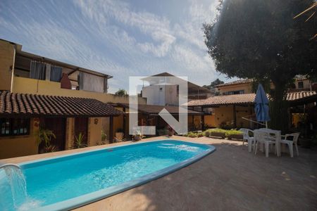 Casa para alugar com 450m², 6 quartos e 4 vagas Casa para alugar com 450m², 6 quartos e 4 vagasPiscina