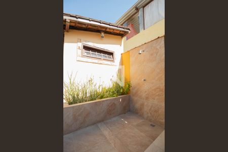 Casa para alugar com 450m², 6 quartos e 4 vagas Casa para alugar com 450m², 6 quartos e 4 vagasQuintal