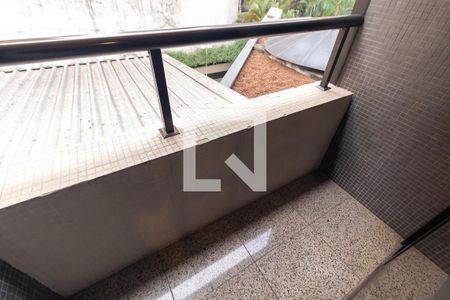 Apartamento para alugar com 38m², 1 quarto e 1 vaga Apartamento para alugar com 38m², 1 quarto e 1 vagaVaranda