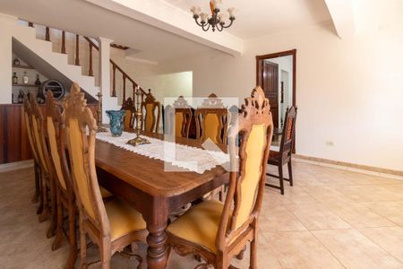 Casa para alugar com 649m², 5 quartos e 7 vagas Casa para alugar com 649m², 5 quartos e 7 vagasSala 2