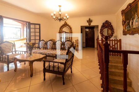 Sala de casa para alugar com 5 quartos, 649m² em : Prado Rangel, Embu das Artes