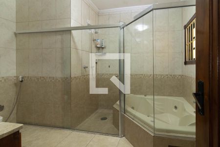 Casa para alugar com 649m², 5 quartos e 7 vagas Casa para alugar com 649m², 5 quartos e 7 vagasBanheiro da Suíte 1