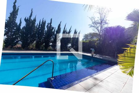 Casa para alugar com 649m², 5 quartos e 7 vagas Casa para alugar com 649m², 5 quartos e 7 vagasÁrea comum