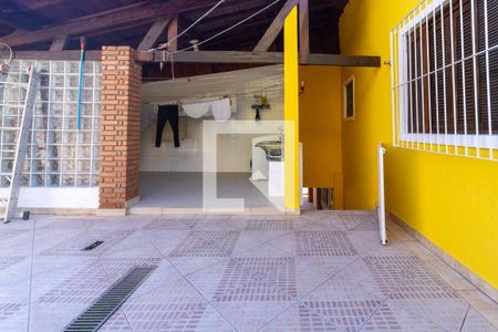 Casa para alugar com 649m², 5 quartos e 7 vagas Casa para alugar com 649m², 5 quartos e 7 vagasÁrea Externa