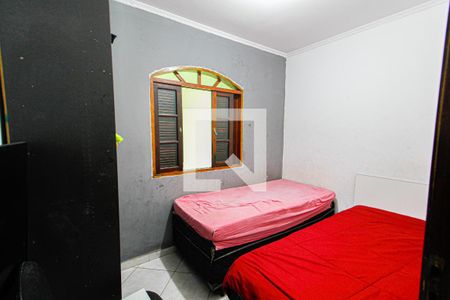 Quarto 2 de casa à venda com 3 quartos, 250m² em Vila Lucinda, Santo André