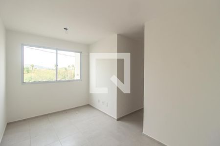 Sala de apartamento para alugar com 2 quartos, 45m² em Guaratiba, Rio de Janeiro