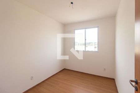 Quarto 1 de apartamento para alugar com 2 quartos, 45m² em Guaratiba, Rio de Janeiro