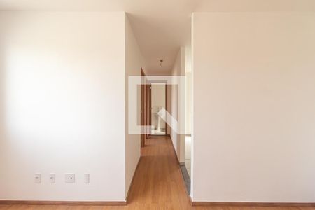 Sala de apartamento para alugar com 2 quartos, 45m² em Guaratiba, Rio de Janeiro