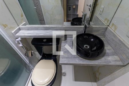 Banheiro de apartamento para alugar com 2 quartos, 45m² em Maranhão, São Paulo
