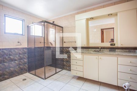 Casa à venda com 229m², 3 quartos e 2 vagasBanheiro Suíte