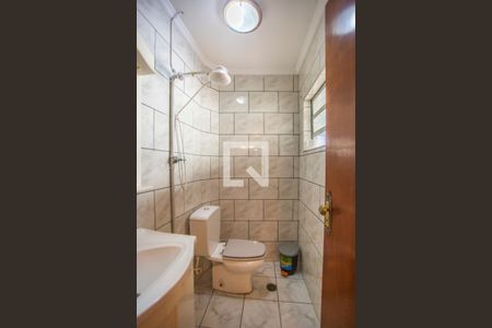 Casa à venda com 229m², 3 quartos e 2 vagasBanheiro 3