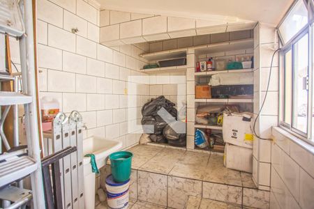 Casa à venda com 229m², 3 quartos e 2 vagasÁrea de Serviço