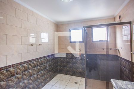 Casa à venda com 229m², 3 quartos e 2 vagasBanheiro Suíte