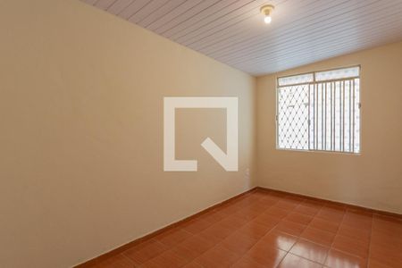 Quarto 1 de casa para alugar com 2 quartos, 70m² em União, Belo Horizonte