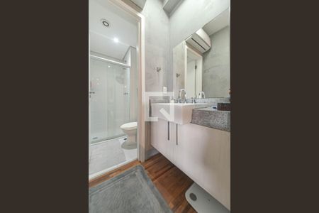 Banheiro de apartamento à venda com 1 quarto, 38m² em Cidade Monções, São Paulo