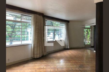 Casa para alugar com 3 quartos, 250m² em Pacaembu, São Paulo