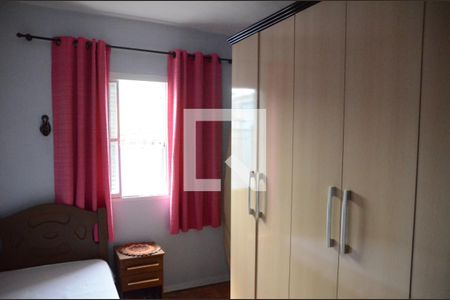 Quarto 2 de casa à venda com 3 quartos, 250m² em Novo Osasco, Osasco