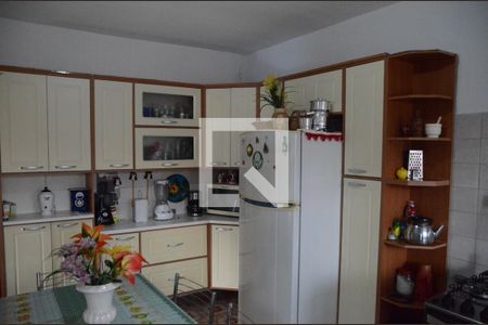 Casa à venda com 250m², 3 quartos e 2 vagasCozinha