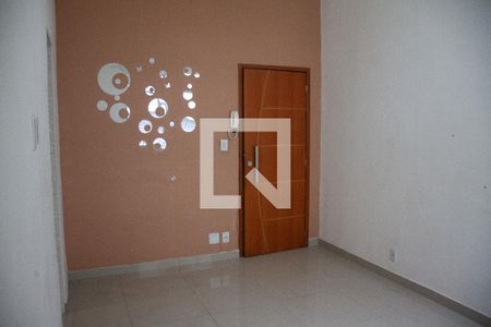 Sala de apartamento à venda com 2 quartos, 45m² em Jardim Guanabara, Rio de Janeiro