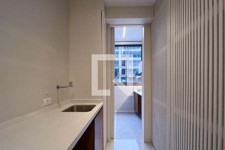 Apartamento para alugar com 76m², 2 quartos e 1 vagaÁrea de Serviço