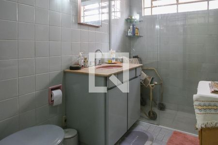 Casa à venda com 260m², 2 quartos e 3 vagasBanheiro