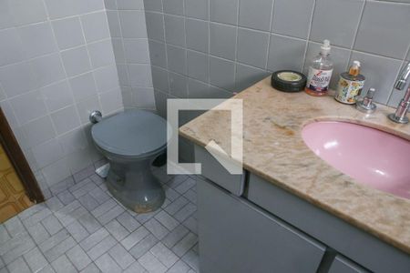 Casa à venda com 260m², 2 quartos e 3 vagasBanheiro