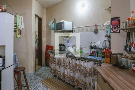 Casa à venda com 260m², 2 quartos e 3 vagasCozinha e Área de Serviço