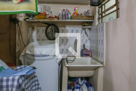 Casa à venda com 260m², 2 quartos e 3 vagasCozinha e Área de Serviço