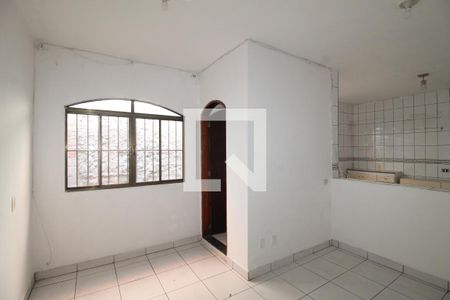 Sala/Cozinha de casa para alugar com 2 quartos, 50m² em Jardim Arize, São Paulo
