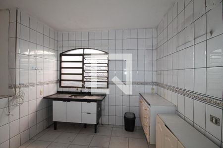 Sala/Cozinha de casa para alugar com 2 quartos, 50m² em Jardim Arize, São Paulo