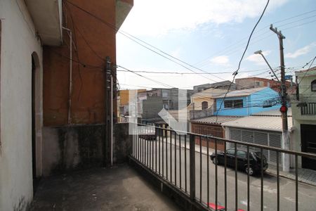 Varanda da suíte de casa para alugar com 2 quartos, 50m² em Jardim Arize, São Paulo