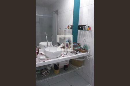 Casa à venda com 30m², 3 quartos e 1 vagaBanheiro