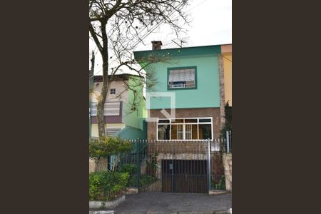 Casa à venda com 180m², 3 quartos e 3 vagasFachada