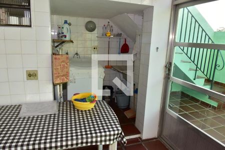 Casa à venda com 180m², 3 quartos e 3 vagasÁrea de Serviço