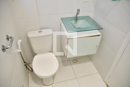 Apartamento para alugar com 73m², 2 quartos e sem vagaBanheiro