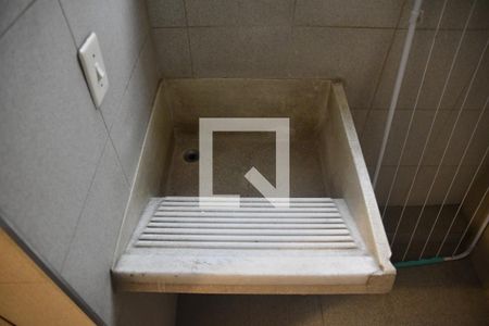 Apartamento para alugar com 73m², 2 quartos e sem vagaÁrea de Serviço