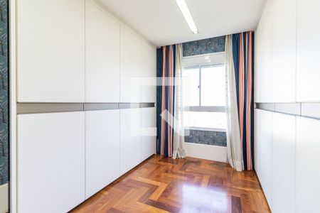 Apartamento para alugar com 233m², 2 quartos e 3 vagasSuíte 1 - Closet