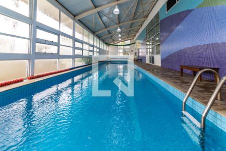 Apartamento para alugar com 233m², 2 quartos e 3 vagasÁrea comum - Piscina Aquecida