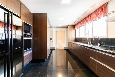Apartamento para alugar com 233m², 2 quartos e 3 vagasCozinha