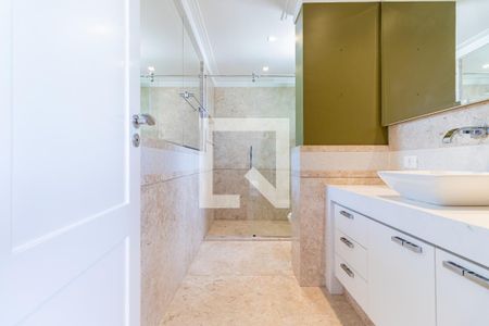Apartamento para alugar com 233m², 2 quartos e 3 vagasBanheiro da Suíte 2