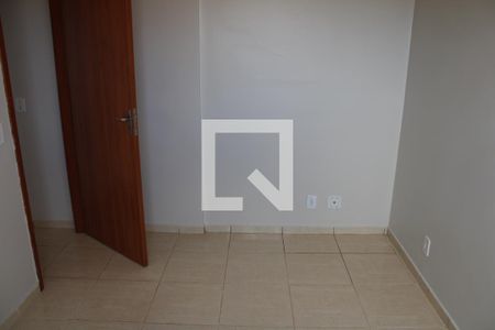 Quarto 1 de apartamento para alugar com 2 quartos, 50m² em Samambaia Sul , Brasília