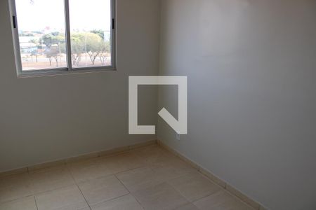 Quarto 2 de apartamento para alugar com 2 quartos, 50m² em Samambaia Sul , Brasília