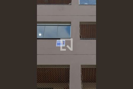 Apartamento para alugar com 65m², 3 quartos e 1 vaga Apartamento para alugar com 65m², 3 quartos e 1 vagaPlaca de Anuncio